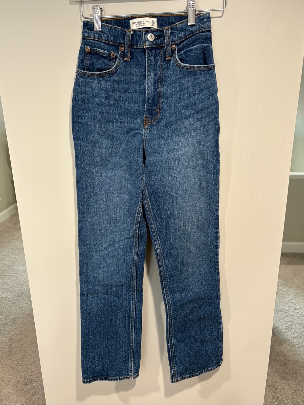 Abercrombie and Fitch The 90s Straight Ultra High Rise Size 23
